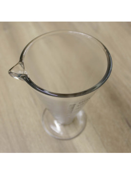 Verre doseur vintage